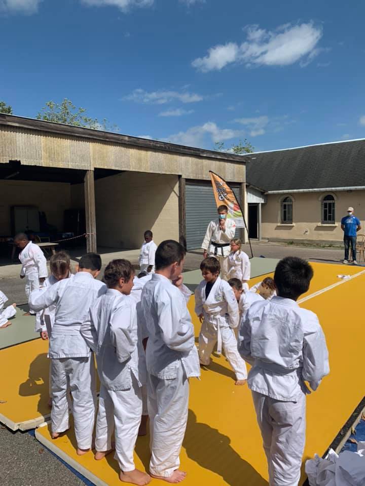 118251420_1622176694613119_2991346868799307297_n